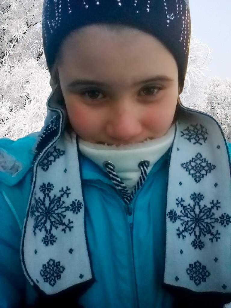 Фотомонтаж девочка на зимнем фоне